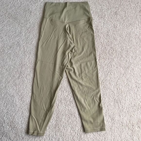 Offline By Aerie feel good 3/4 crop legging Size M - Picture 2 of 4